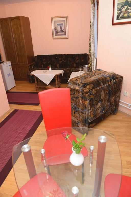 Hotel Beli Dvor à Sombor Chambre photo